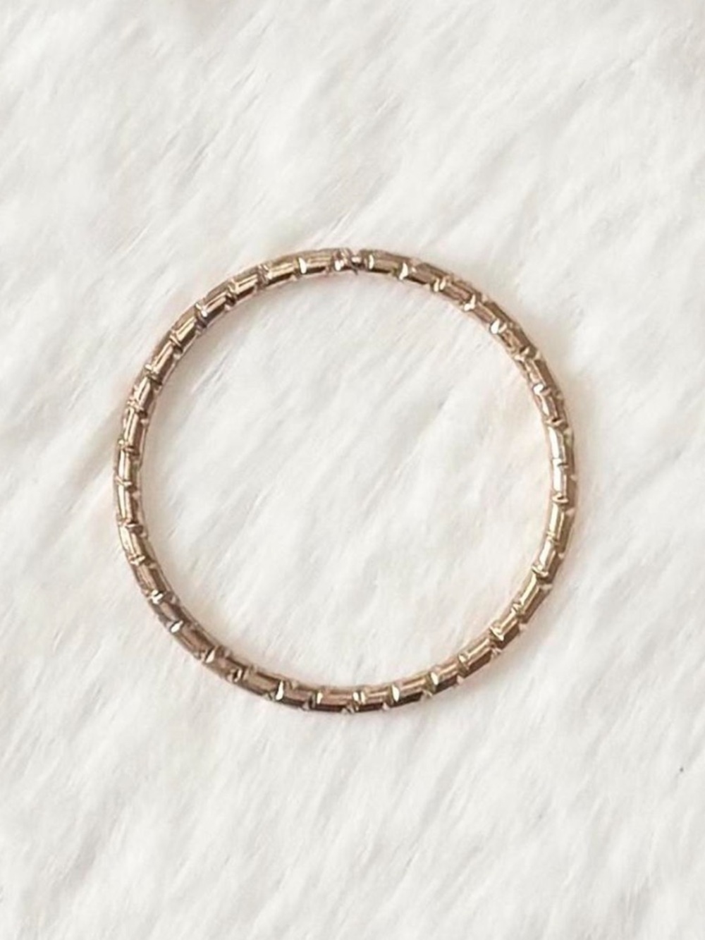 5/$15 🩷 MUST BUNDLE Delicate Gold-Tone Ring